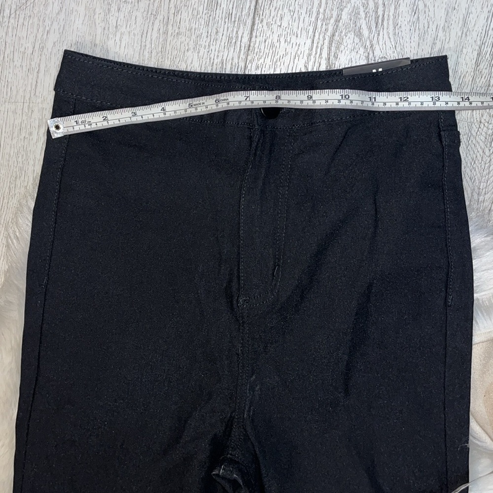SOLD NWT FASHION NOVA High rise Black Flare Jeans Sz M - Picture 5 of 8